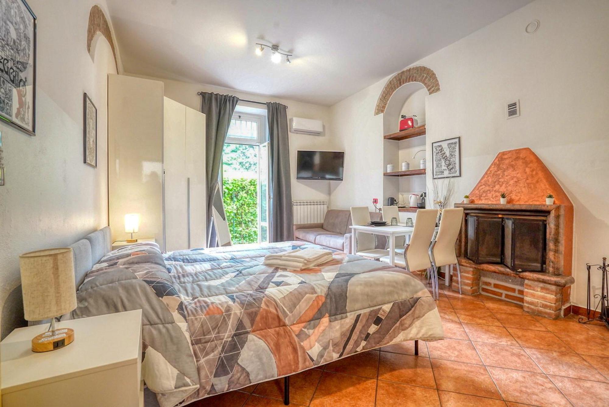Dieghouse - Monolocale Con Cortile In Corte Lombarda Vicino Al Centro モンツァ エクステリア 写真